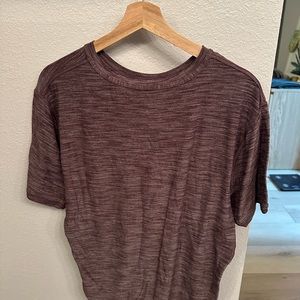 Lululemon T shirt men Large purple